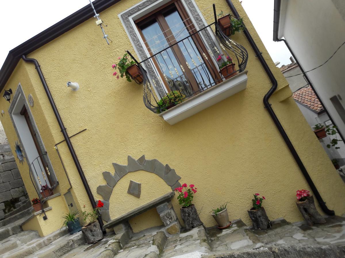 B&B L'Arabatana Pietrapertosa Exterior foto