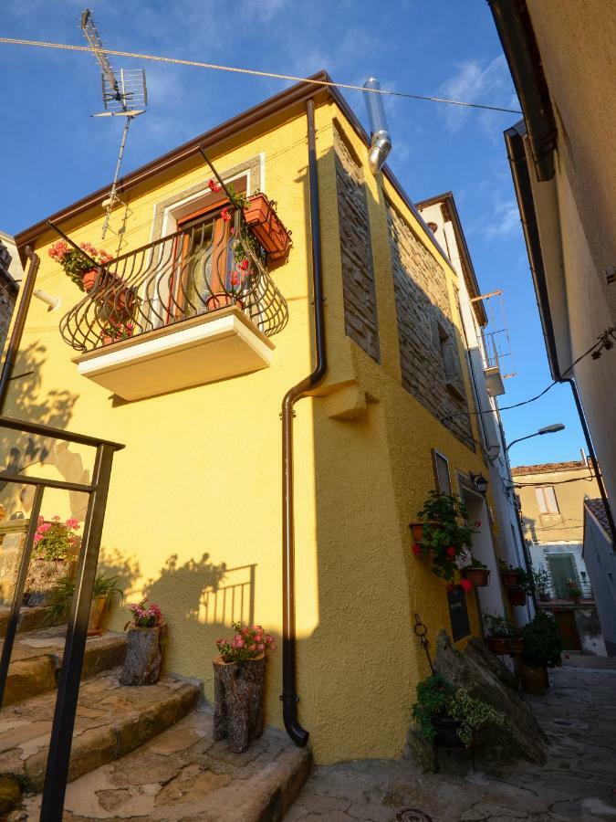 B&B L'Arabatana Pietrapertosa Exterior foto