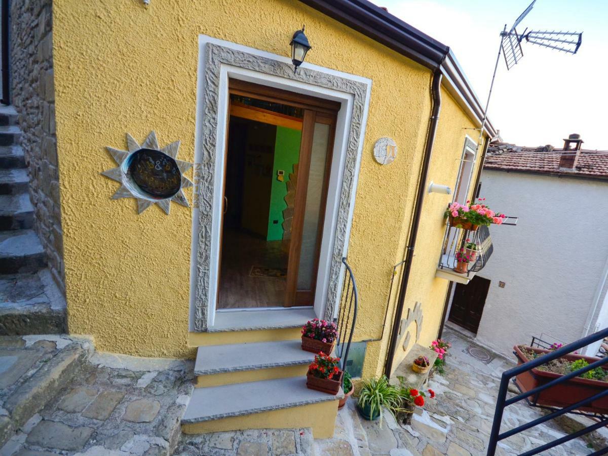 B&B L'Arabatana Pietrapertosa Exterior foto